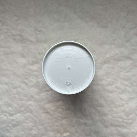 Starbucks Siren Logo Hot Cup - Picture 4 of 4